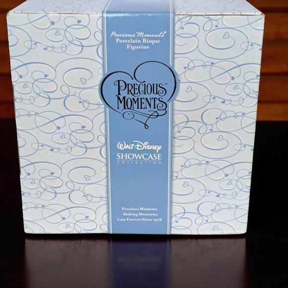 Disney Winnie Pooh Precious Moment, Everything’s Better With Friends Collection - Picture 2 of 16